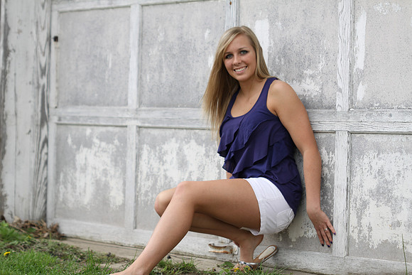 nichole  (45)