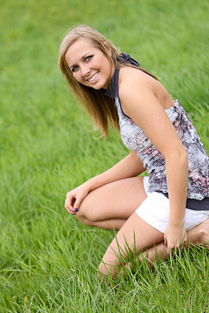 nichole  (29)