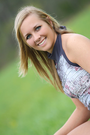 nichole  (31)