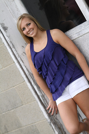 nichole  (41)