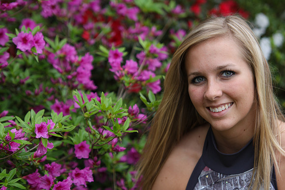 nichole  (38)