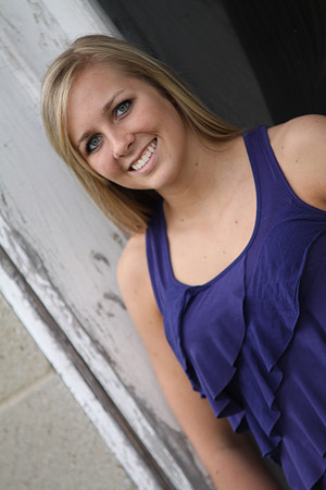 nichole  (42)