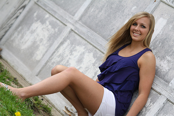 nichole  (46)
